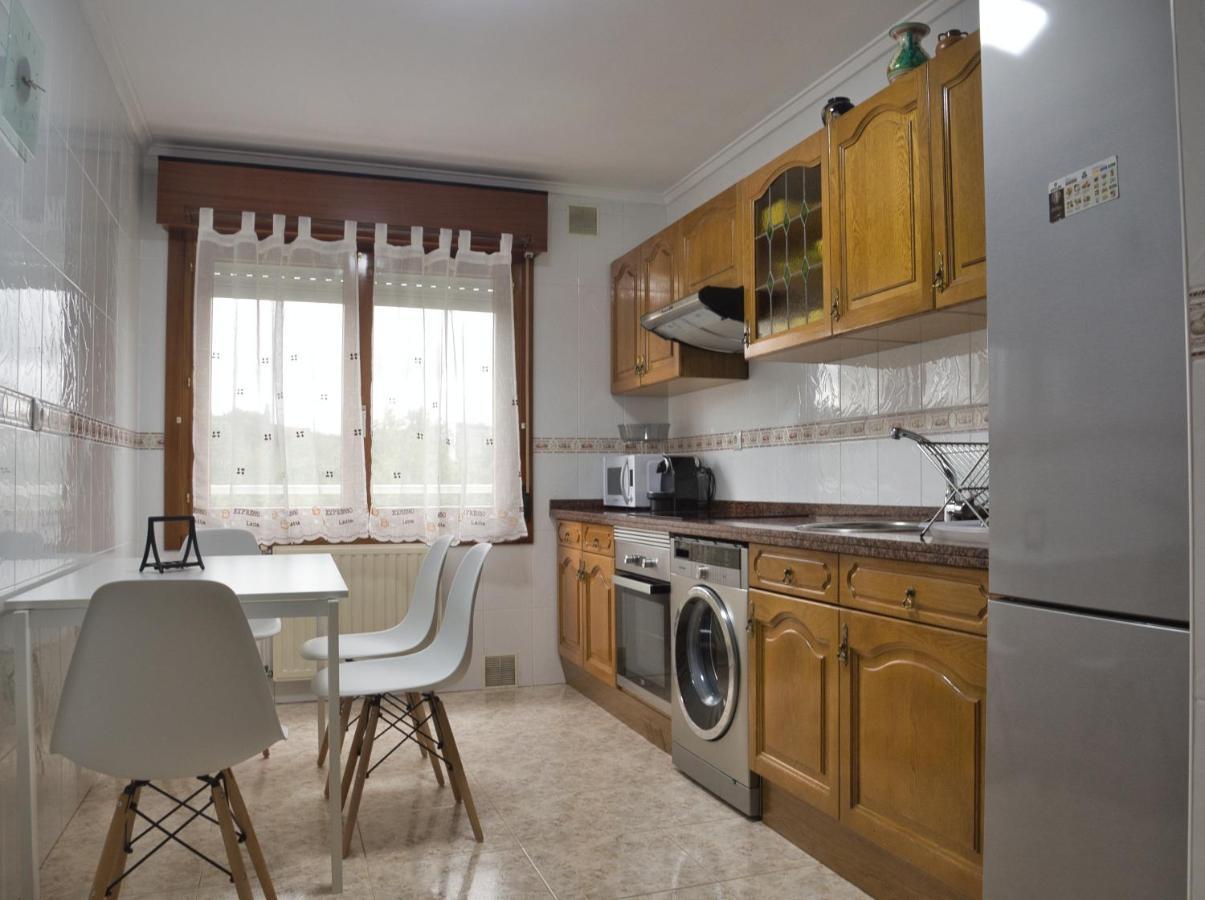 La Villa De Lore, Piso Completo Apto 6 Personas Con Garaje Avilés Dış mekan fotoğraf